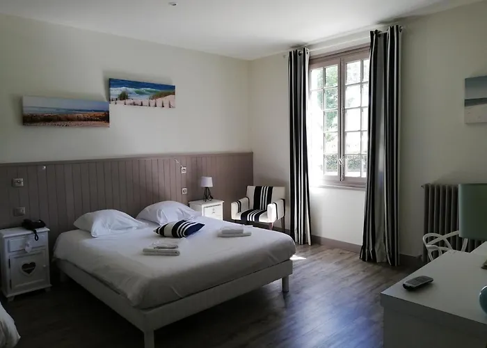 Отель Ttiki Etchea 2*