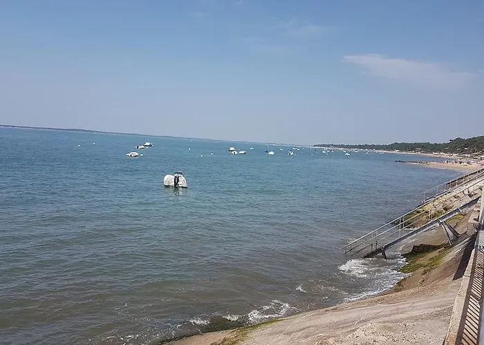 Отель Ttiki Etchea 2*